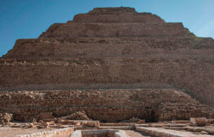 Ступенчатая пирамида Джосера